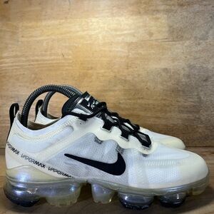 Nike Air Vapormax 2019 Womens Size 7.5 Running Shoes Sneakers Pale Ivory